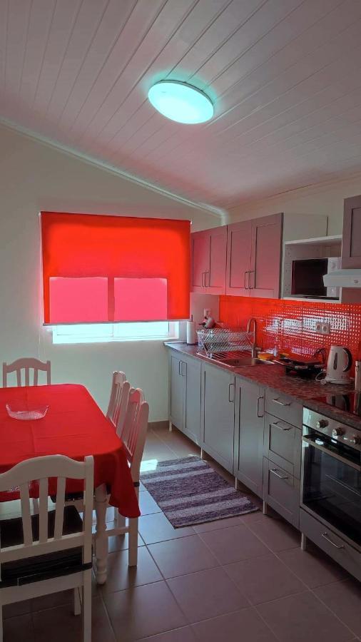 Apartamento Do Marques Санта-Круш-даш-Флореш Екстер'єр фото